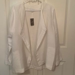 J. Jill white linen light jacket has pockets